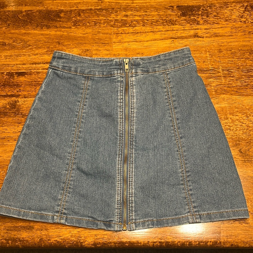 Jean mini skirt